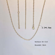 Paperclip Chain NecklacePaperclip Chain NecklaceGold Paperclip Link Chain Necklace in 14K yellow gold filled, waterproof and tarnish resistant everyday gold jewelry.This popular dainty minimalist necklace is an on-trend style that everyone will love! Fine