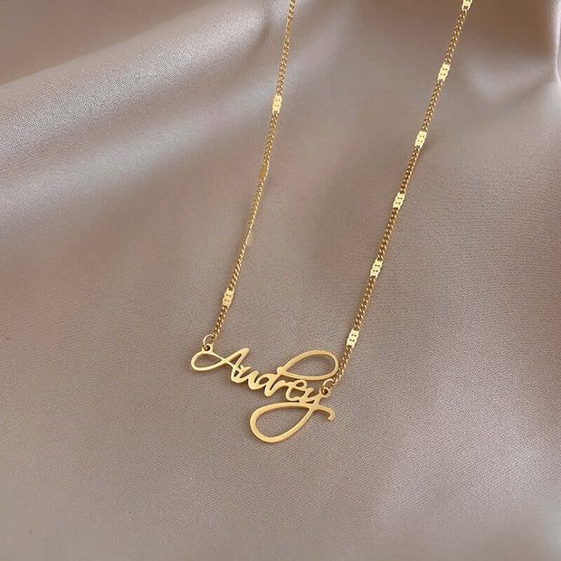 Personalized Name NecklaceB O X ∙ C H A I N ∙ N A M E ∙ N E C K L A C E• Material: High Quality Solid 925 Sterling Silver• Dimensions: Depending on your font choice, height sizes range from 3mm to 4mm lowercase.• Finish: Sterling Silver ∙ 18K Gold ∙ Rose